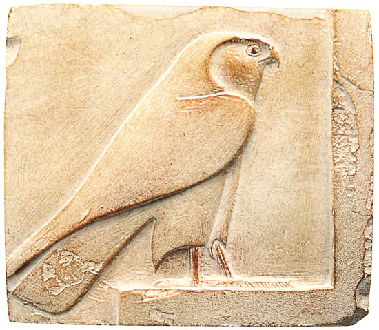 Ägyptisches Sandstein-Relief 'Horus-Falke'