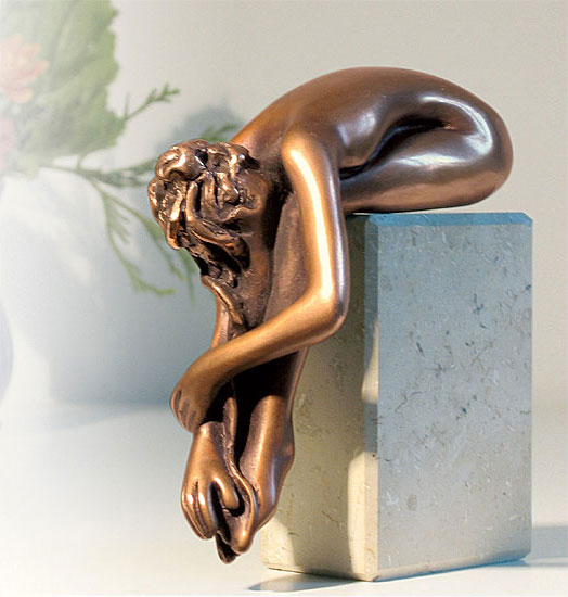 Bruno Bruni: Skulptur 'La Calma', Bronze auf Marmorsockel