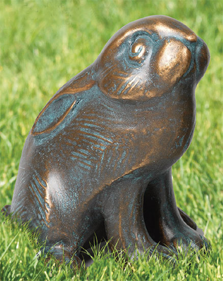 Gartenskulptur 'Kaninchen, wachsam', Bronze