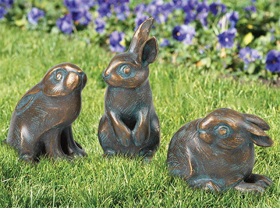 3 Gartenskulpturen 'Kaninchen' im Set, Bronze