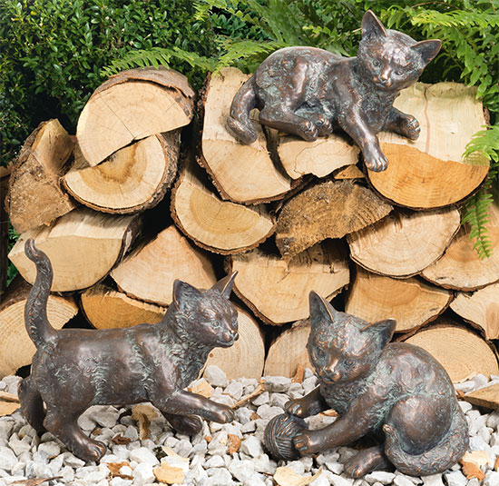 3 Gartenskulpturen 'Kätzchen' im Set, Bronze