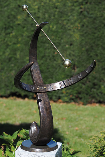 Moderne Sonnenuhr, Bronze