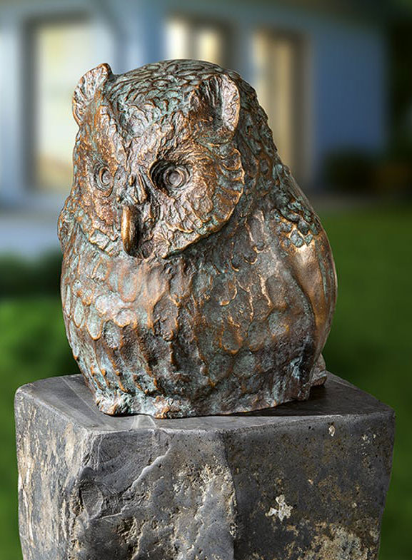 Martin Schliessler: Gartenskulptur 'Eule' (ohne Steinsockel), Bronze