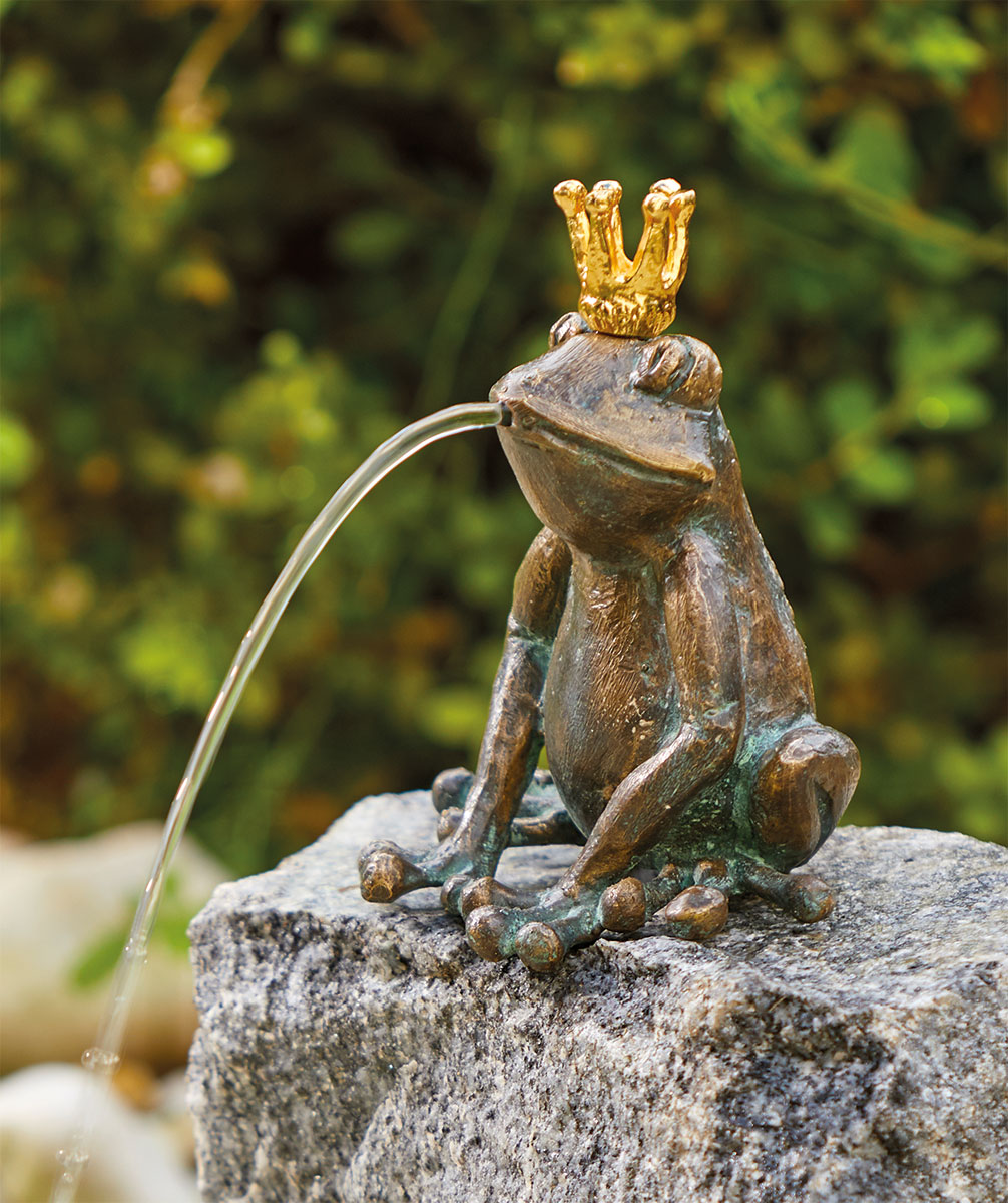 Gartenskulptur / Wasserspeier 'Froschkönig', Bronze