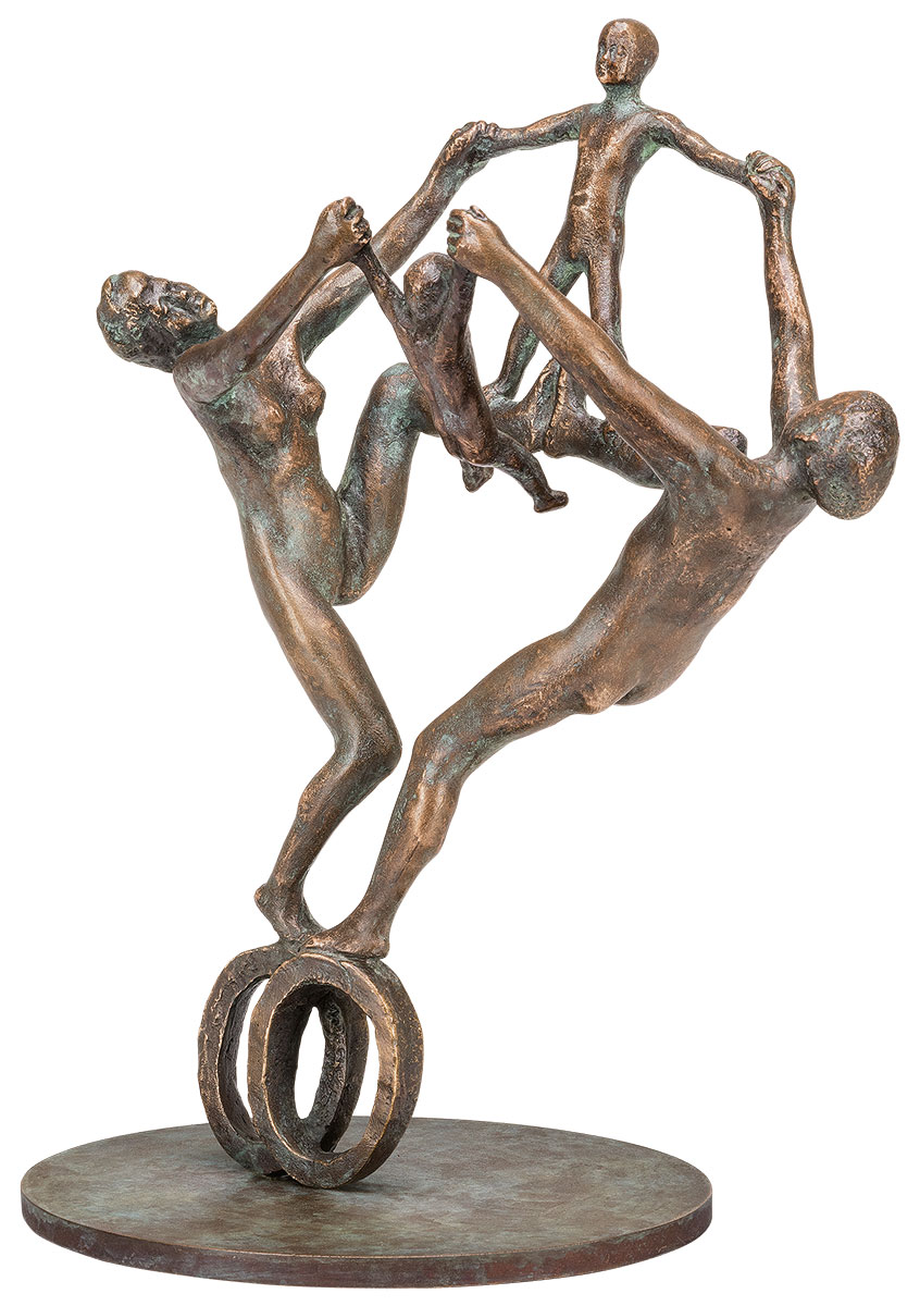 Adelbert Heil: Skulptur 'Familie auf Rädern', Bronze