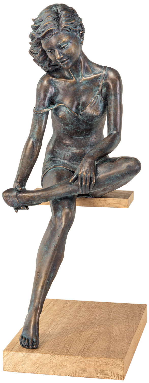 Damiano Taurino: Skulptur 'La Scarpa', Bronze auf Holz