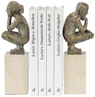 Skulpturpar / bokstöd "Pojke och flicka", gjuten sten von Angeles Anglada