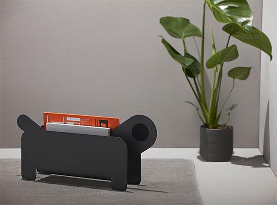 Magazine rack "Paper Pet", anthracite version by Frederik Roijé Design