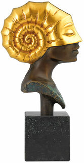 Byst "Ammonitens huvud", bronsversion delvis guldpläterad von Michael Becker