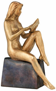 Skulptur "Läsande kvinna", brons von Richard Senoner