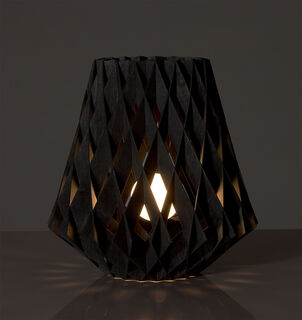 Bordlampe "Signature 18 Black" - Design Tuukka Halonen von Pilke