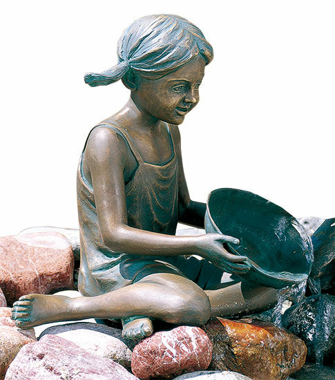 Trädgårdsskulptur / gargoyle "Lisa", brons